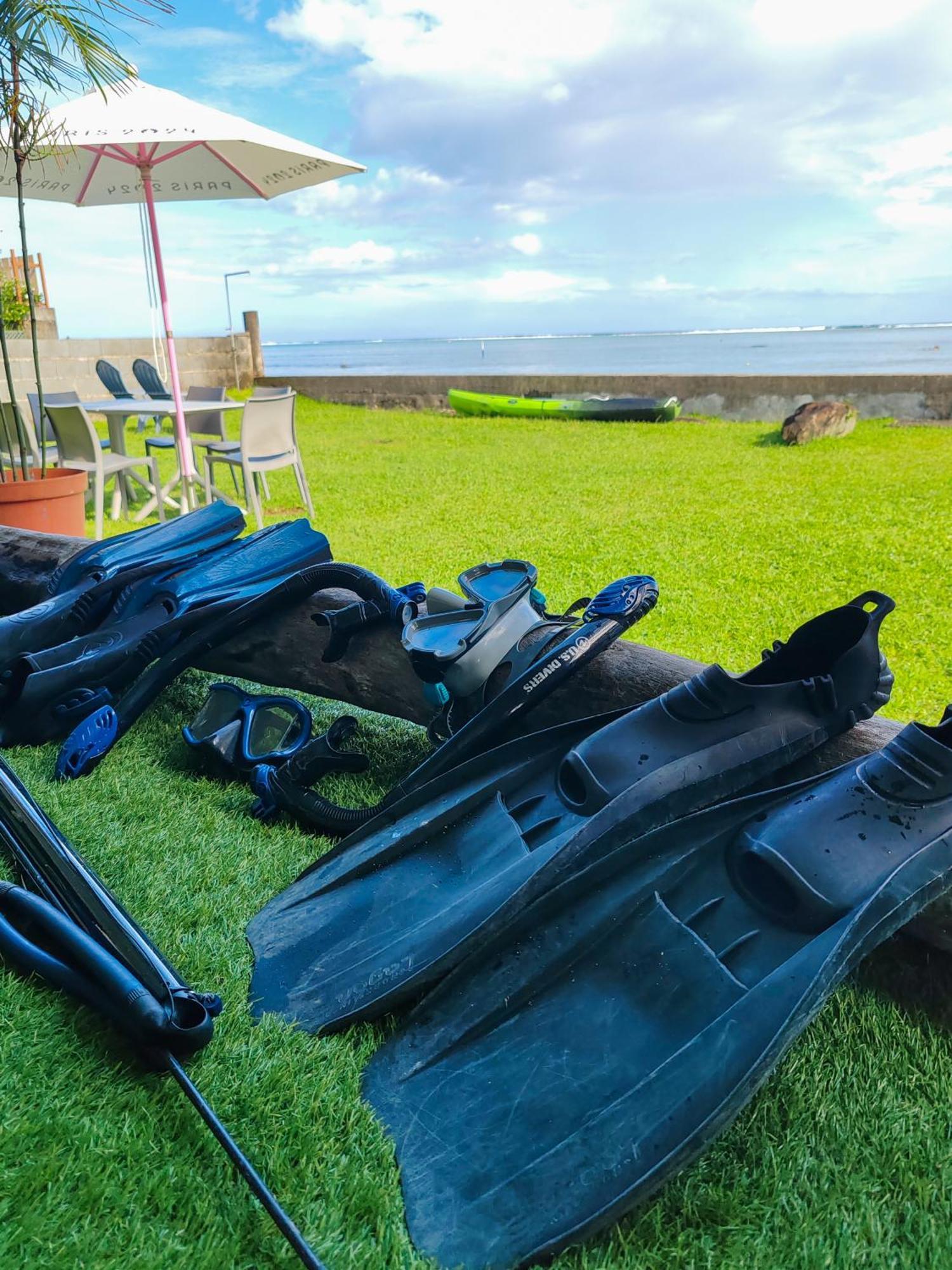 Hava'E Lodge Teahupoo Exteriör bild